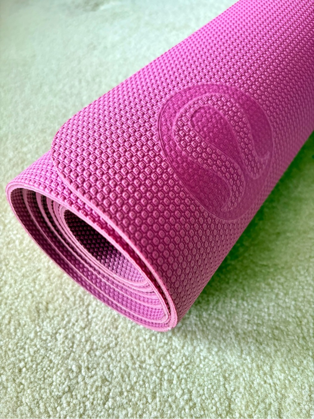 EUC Lululemon Align Ultra Mat 4mm Pink